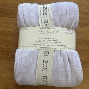 Rachel Zoe Oversized Plush Blanket in Soft Lavender